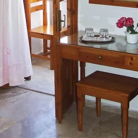 Hotel Eleftheria Agia Marina (Crete)