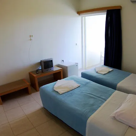 Hotel Eleftheria Agia Marina (Crete)