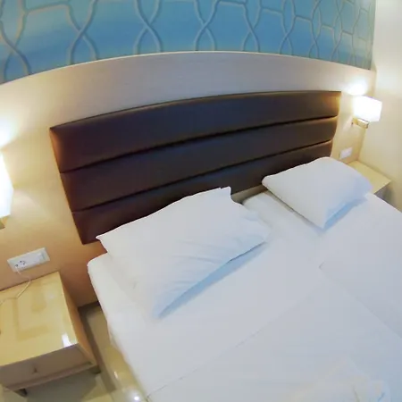 Eleftheria 3* Agia Marina (Crete)