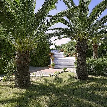 Hotel Eleftheria Agia Marina